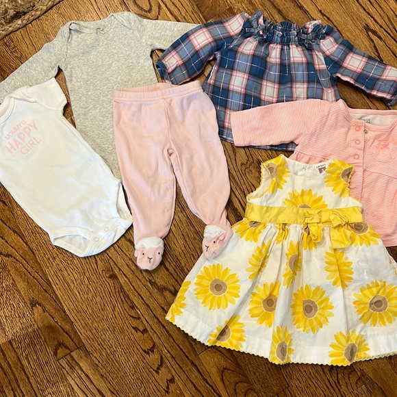 LIKE NEW SPRING AND SUMMER SET - CARTERS 3M OUTFIT PIECES AND SUNFLOWER DRESS - Picture 1 of 10